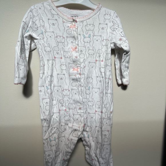 6M Carter’s Sleeper - Picture 1 of 1